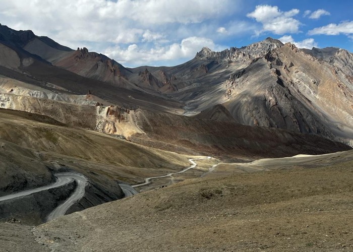 62 Krajobrazy po drodze na zlot w Himalajach